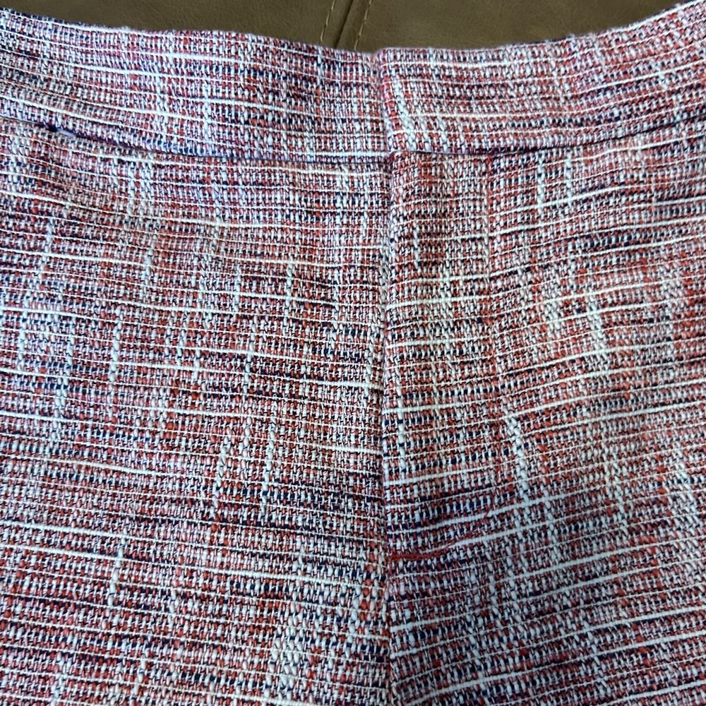 Banana Republic Women's Shorts Size 4 Red Tweed Fringe Accent NWT - Picture 4 of 10